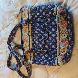 Vera Bradley tote shoulder bag with inside pockets